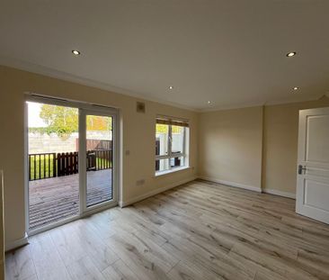 The Square, Hazelhatch Park, Celbridge, Co. Kildare - Photo 2