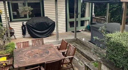 Sunny 3 Bdrm House close to Tawa College - Photo 4