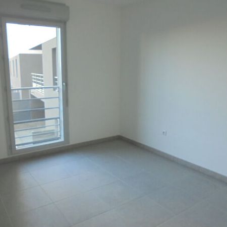 Appartement 2 pièces 36m2 MARSEILLE 10EME 693 euros - Photo 3