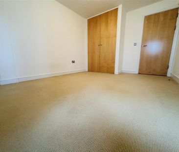 18671088 Three Queens Lane, Bristol - Photo 3