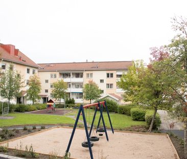 Centrumvägen 12 A - Foto 1