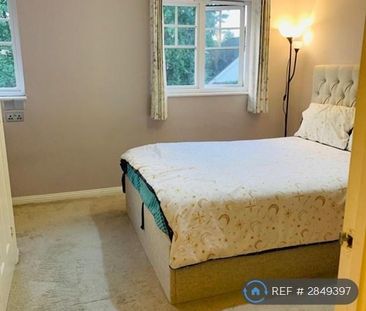 2 bedroom semi-detached house to rent - Photo 6