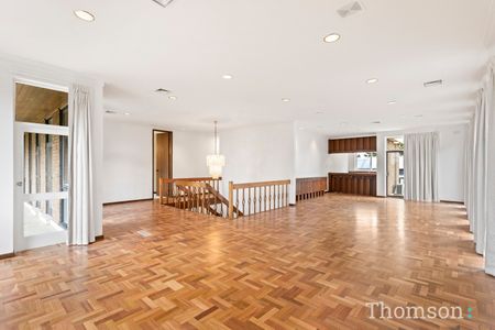 74 Balaclava Road CAULFIELD NORTH - Photo 2