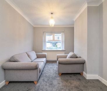 18 Hesketh Road, Belfast BT14 7JU - Photo 1