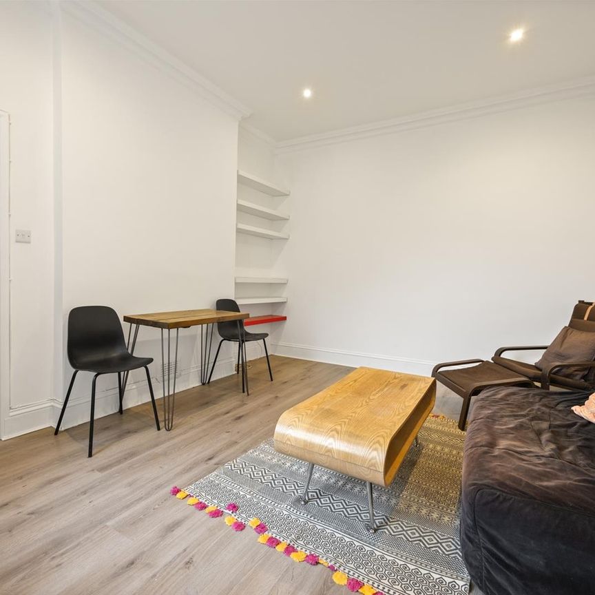 Springwell Avenue, Harlesden, London - Photo 1