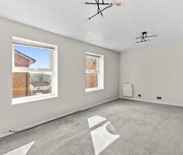 Lower Furney Close, High Wycombe - Photo 1