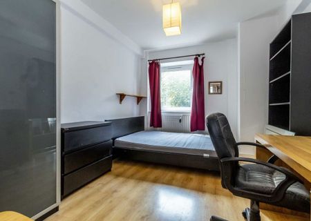 Dickens Estate - Photo 3