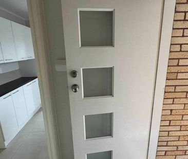 Two Bedroom Home Unit for Rent - Photo 2