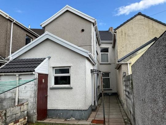 3 bedroom terraced house to rent - Photo 1