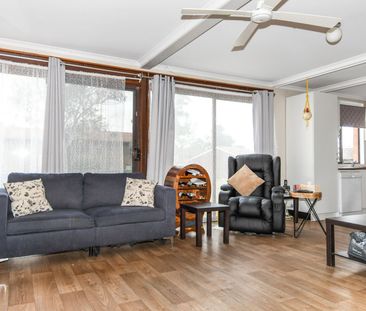 3 BEDROOM LOW-MAINTENANCE LIVING - Photo 1