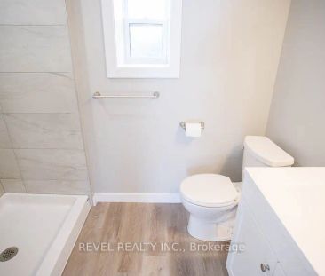 44 Grey Street #2 - Photo 6