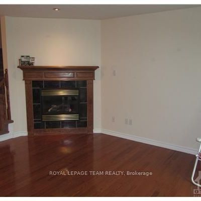 For Lease - 21 Cresthaven Drive, Barrhaven, Ontario - Photo 1