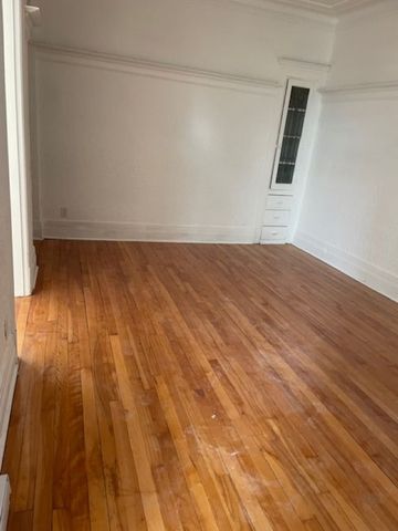 Rue St-Denis, H2P 2G8, Montréal - Photo 3