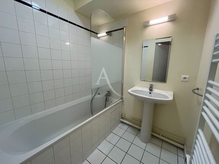 Location Appartement 2 pièces 44m² - Photo 3