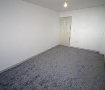 2 bedroom townhouse to rent - Photo 6