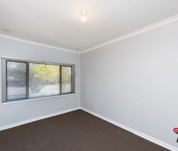 64 Redcliffe Avenue, Balga WA 6061 - Photo 2