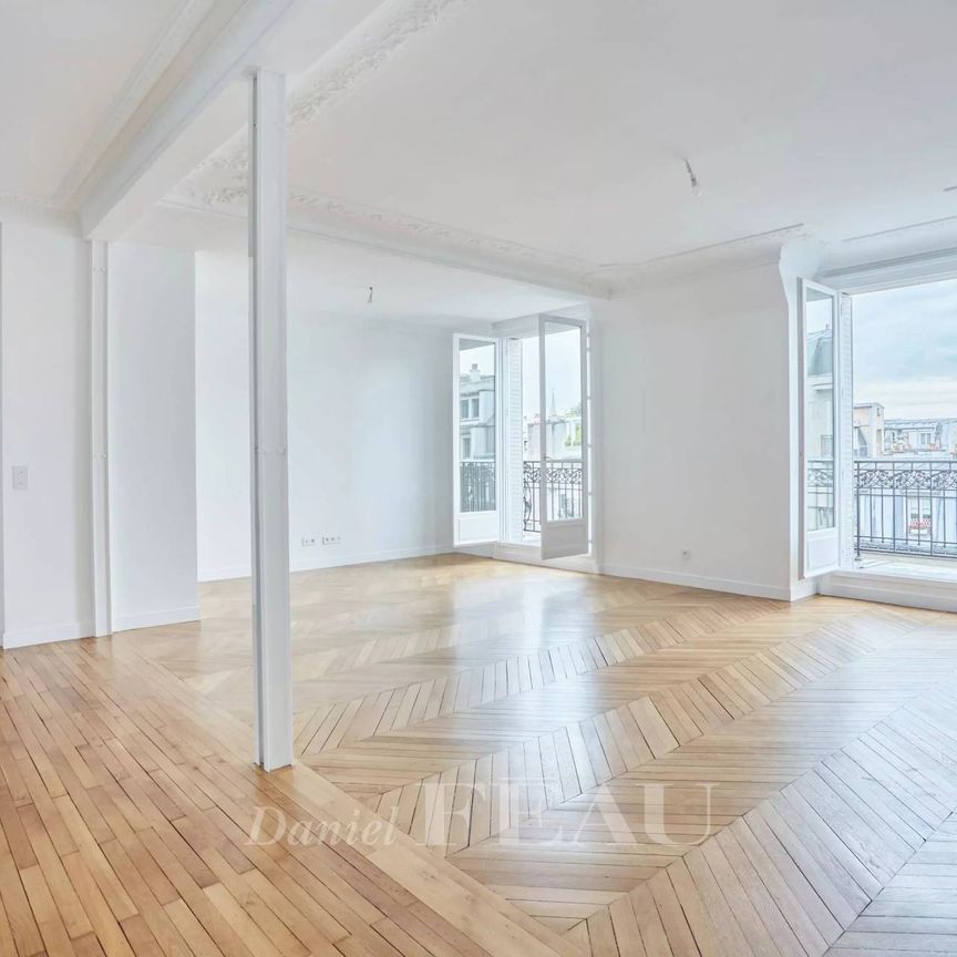 Location appartement, Paris 7ème (75007), 5 pièces, 116.03 m², ref 85289600 - Photo 1