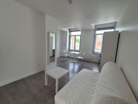 Location Appartement 1 pièce 22m² - Photo 3