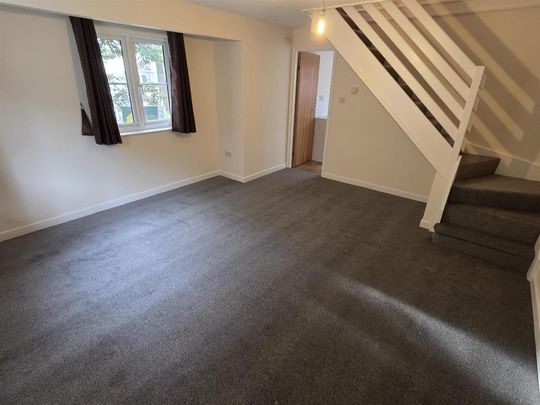 2 bedroom house to rent - Photo 1