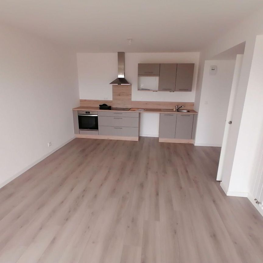 A LOUER A BRUZ - PLEIN CENTRE-VILLE - RESIDENCE VENDOME : bel appartement neuf de type 3 au tr... - Photo 1