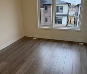 For Lease - 1695 Dersan Street Unit# 501, Pickering, Ontario - Photo 2