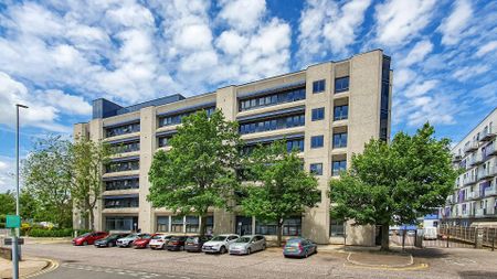 Skyline House, Swingate, Stevenage - Photo 5