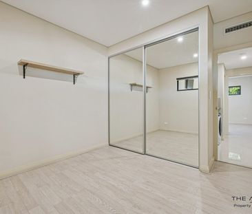 Top-Floor Apartment – A Rare Find! - Photo 4