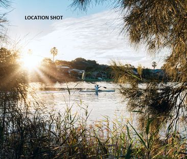 Luxury, Style, Lakeside Living - Photo 4