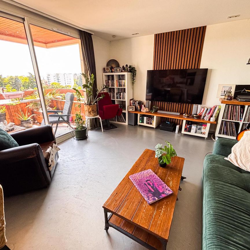 Location Appartement 2 pièces 56m² DECINES CHARPIEU 69150 - Photo 1