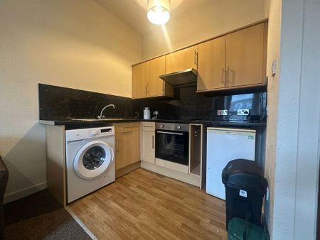 GR Pitfour Street, Dundee - Photo 5