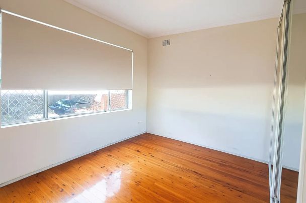“Neat & Convenient Ground Floor Living” - Photo 1