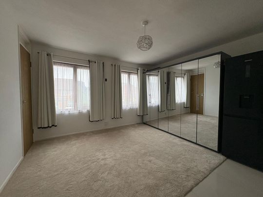 Boxwood Close, West Drayton - Photo 1