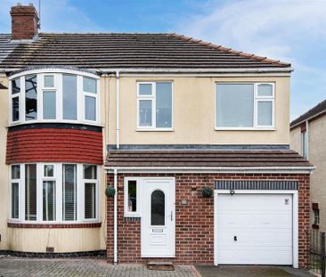 4 bedroom semi-detached house to rent - Photo 5
