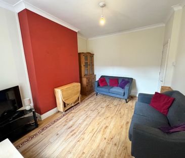 Willis Street, Heslington Road - P2068 - Photo 2