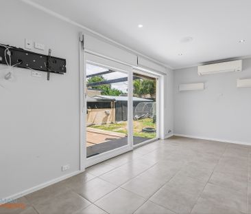 17 Wirilda Street, Rivett ACT 2611 - House For Rent | Domain - Photo 2