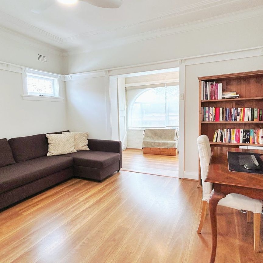 RENOVATED THREE BEDROOM FAMILY HOME - Photo 1