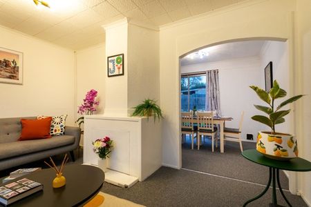 3 Bed Semi-Detached House, Melford Road, NG8 - Photo 3