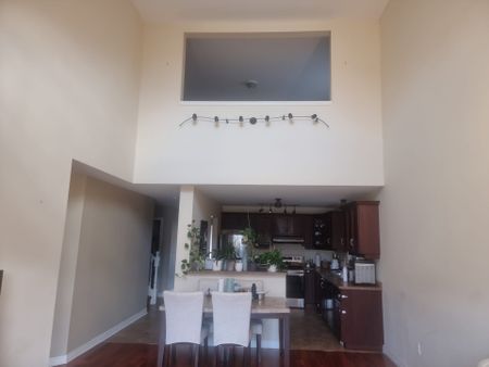 For Lease - 136 McArthur Crescent, Guelph, Ontario - Photo 4