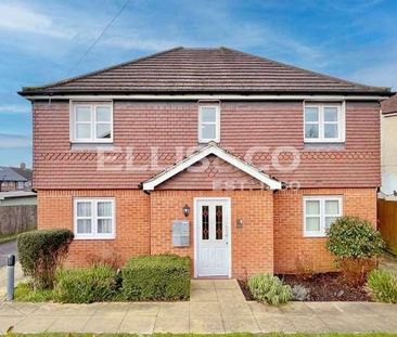 Hexham Gardens, Northolt, UB5 - Photo 5