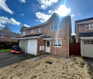 3 bedroom semi-detached house to rent - Photo 6