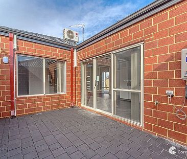 5A Travancore Avenue, Maylands WA 6051 - Photo 3