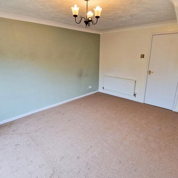 2 bedroom townhouse to rent - Photo 1