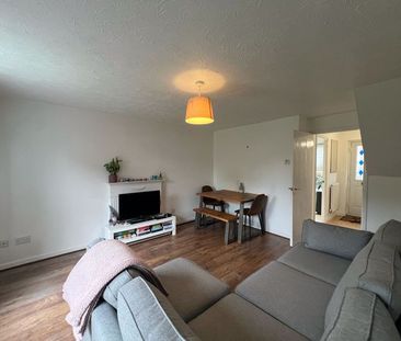 The Beeches - Photo 1