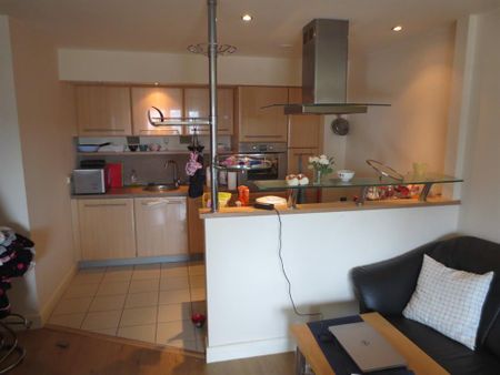2 bedroom flat to rent - Photo 5
