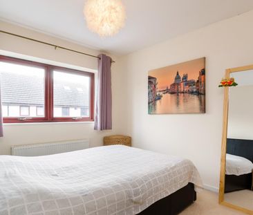 2 bedroom terraced house to rent - Photo 4