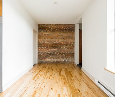 5303 Boul. St-Laurent, #D - Photo 2