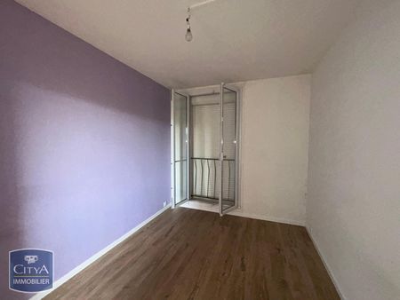 Location Appartement 3 pièces 65m² NIORT 79000 - Photo 4