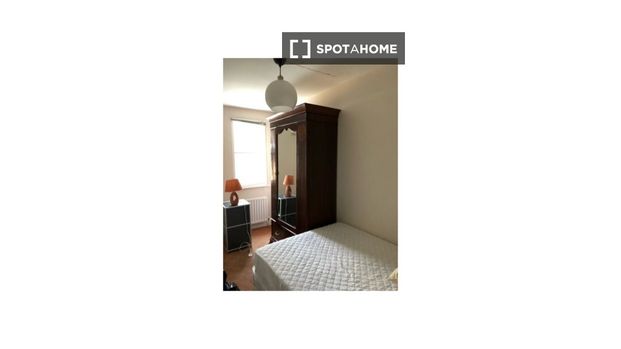 Spacious room in shared apartment in Drumcondra, Dublin - Photo 1