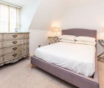 One Bedroom Flat to rent in London - Photo 3