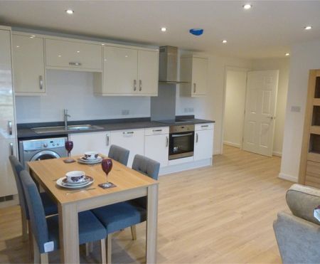 Flat 8 at Riverside Court, Biggleswade - Photo 2